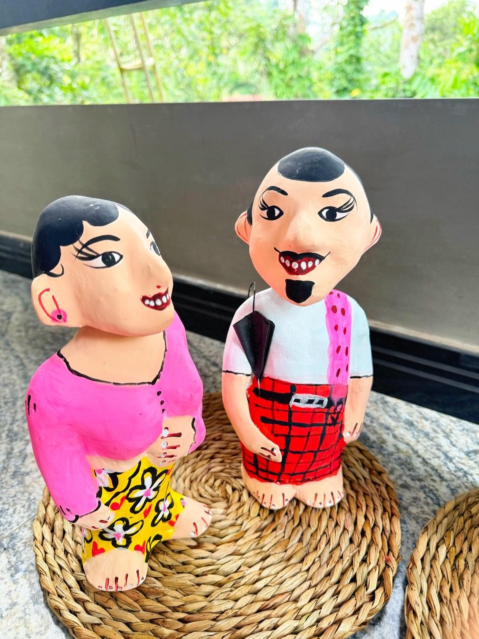 Handmade Paper Pulp Gama Rala Couple Figurines - Traditional Sri Lankan Decor