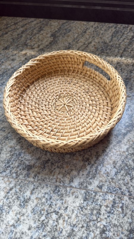 8-Inch Hand-Woven Natural Cane Serving Tray with Handles - Eco-Friendly Round Decor