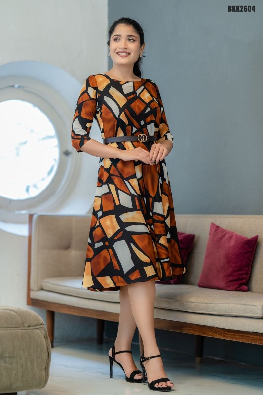 Maaza leather belt short frock