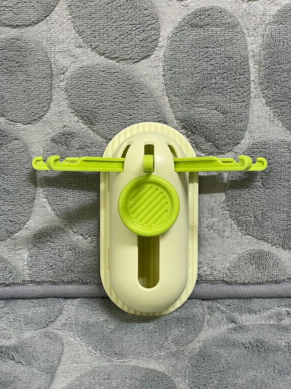 5-Claw Retractable Wall Hook | Foldable Multi-Purpose Hanging Hook for Home & Bathroom