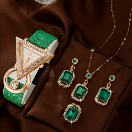 Triangle Diamond Watch With 3PCS Neckless