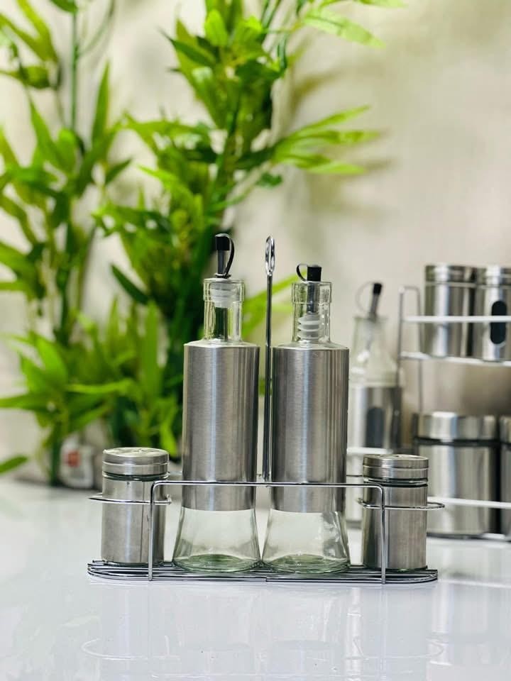 4 Pcs Oil Bottle And Seasoning Set