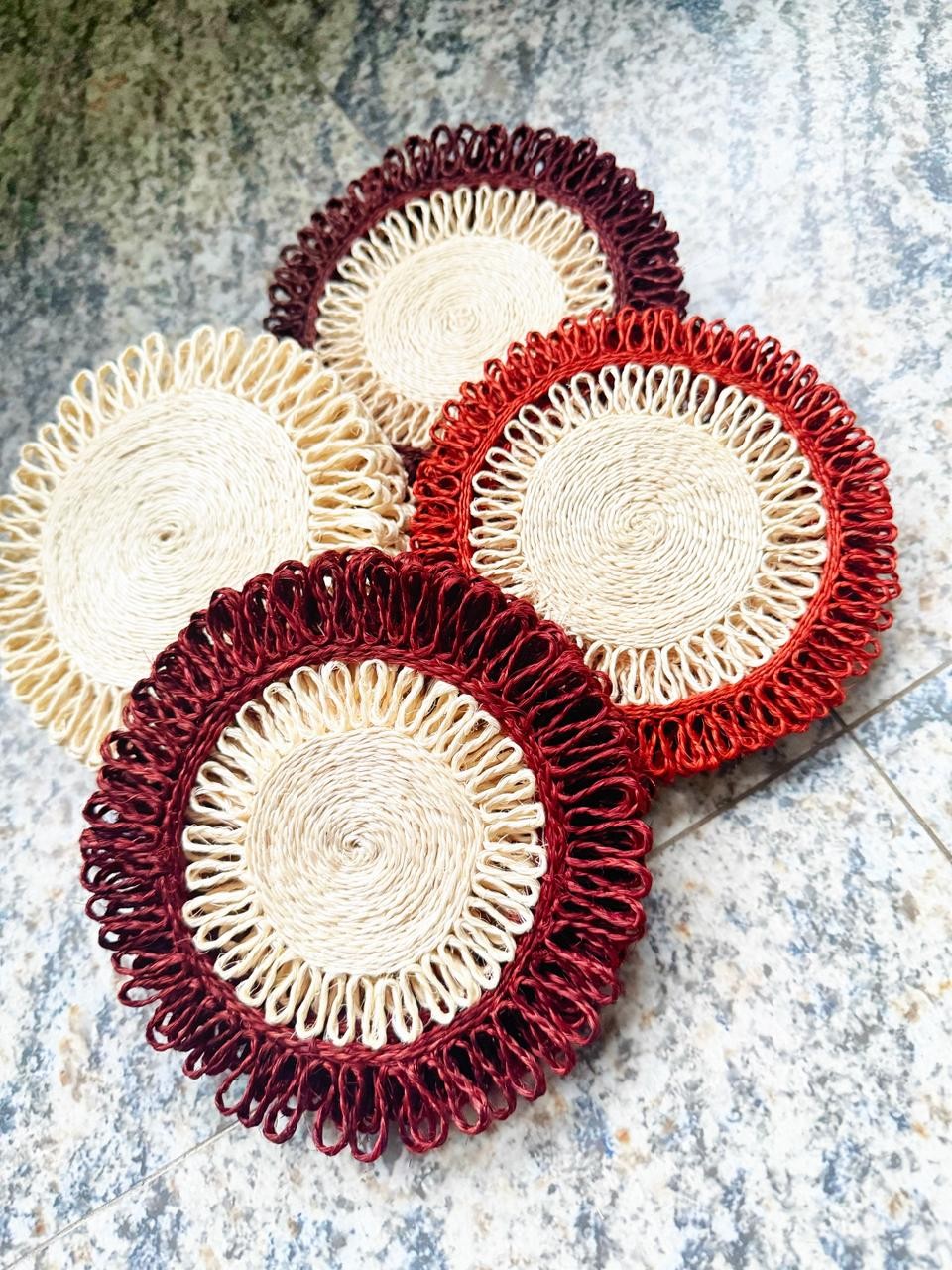 Handmade Hana Table Mats Set (6 Pieces) – Natural Fiber Woven Round Placemats | Eco-Friendly Dining Decor