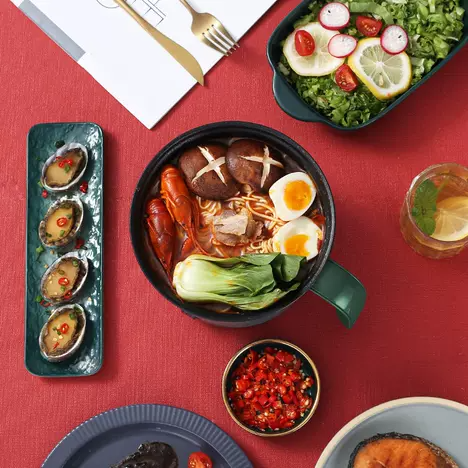 Multifunctional Non-Stick Electric Cooking Pot