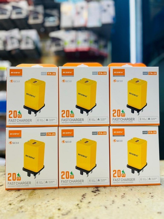 Recrsi 20W Fast Charging Type-C Cable & Adapter - FA-26