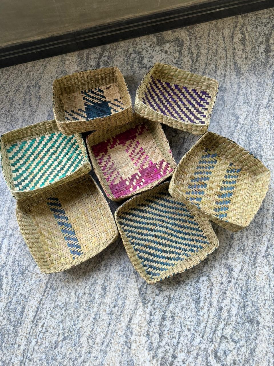 Traditional Gallahe Pan Watti - Eco-Friendly Hand-Woven Reed Basket for Kitchen & Home Decor